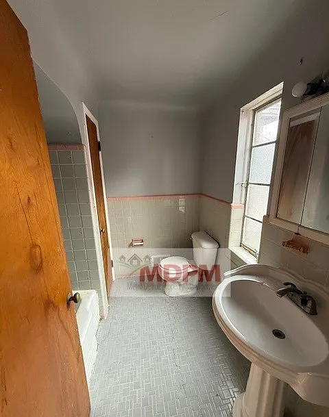 2 bed, 850 sqft, $950 — Photo 4