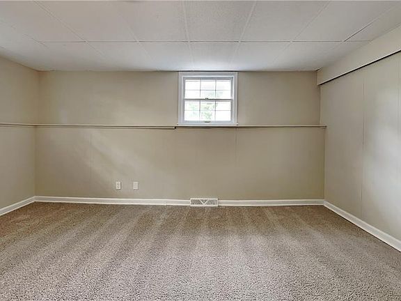4th image of 5905 Elm Ave