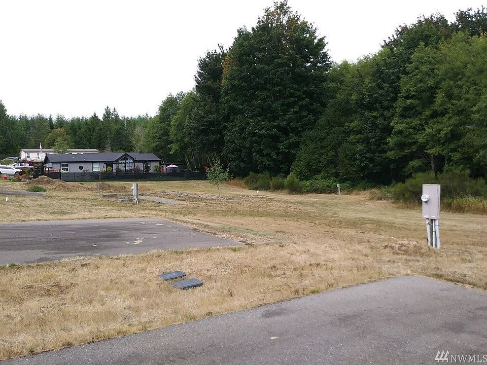 2nd image of 160 W Freedom Ln #12