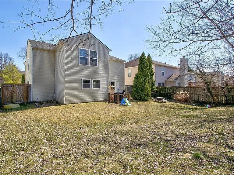 10306 Hatherley Way — Photo 22
