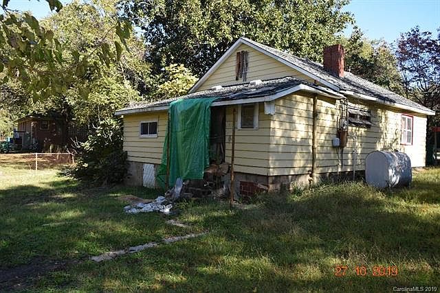 2nd image of 216 Weant St