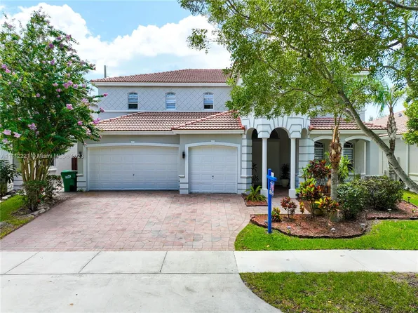 20501 SW 87th Ct, Cutler Bay, FL 33189