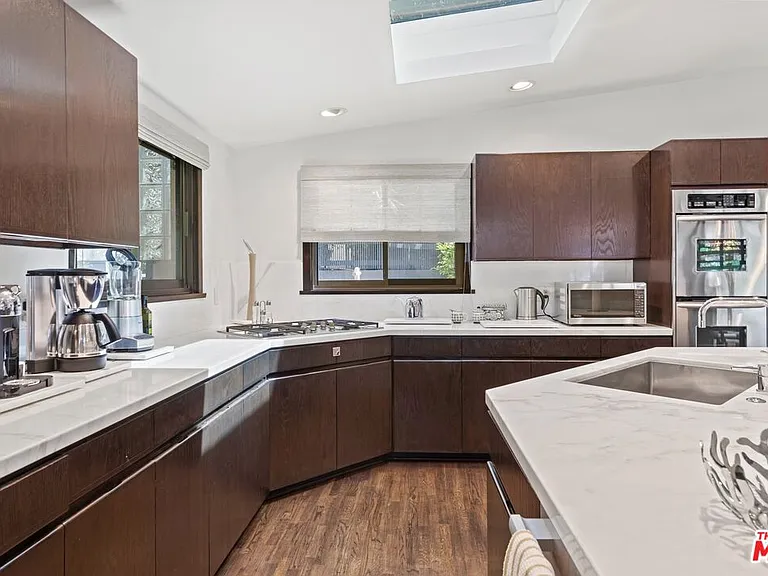 31833 Sea Level Dr — Photo 10
