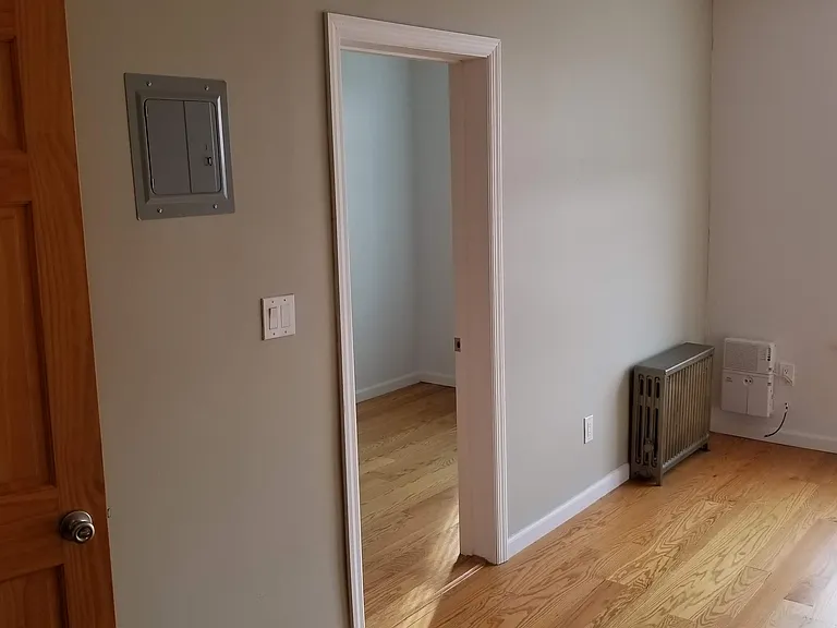 422A 4th Ave #3 — Photo 13