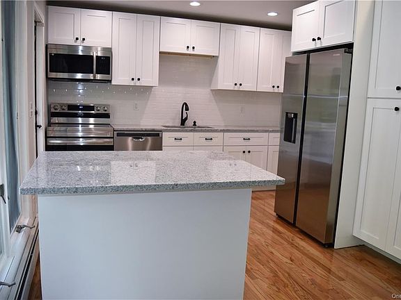 4th image of 31 Pleasant Dr