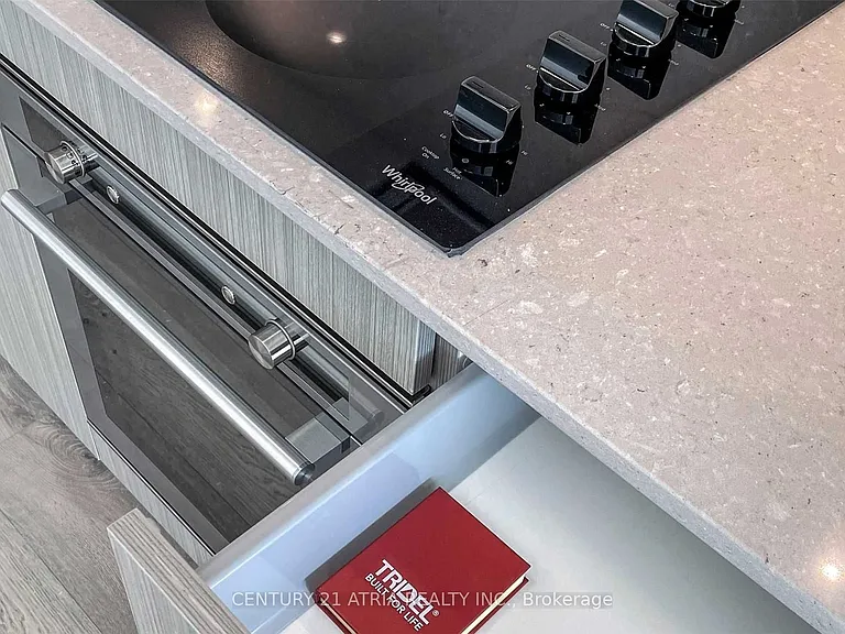 575 Bloor St E #3211 — Photo 28