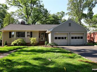 36-18 Hillside Ter, Fair Lawn, NJ 07410