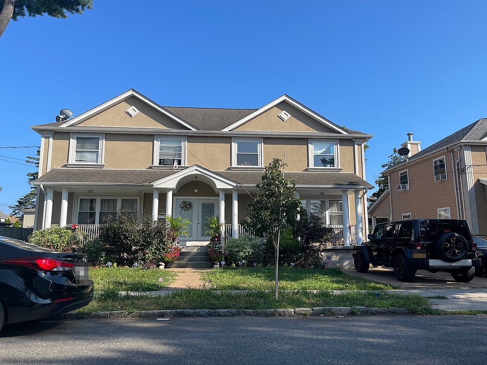 1st image of 10 3rd Ave #14