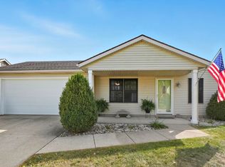 6720 Hunters Glen Dr, Fort Wayne, IN 46835