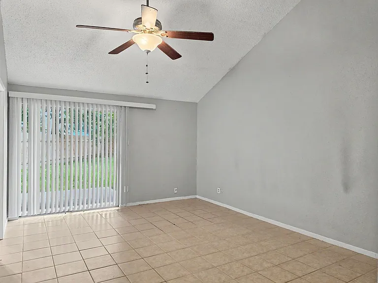 7410 Songwind Ln — Photo 19