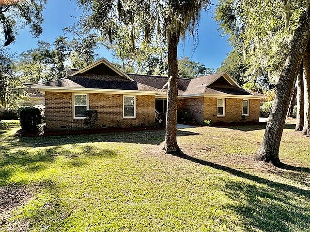 1st image of 675 Ayers Dr