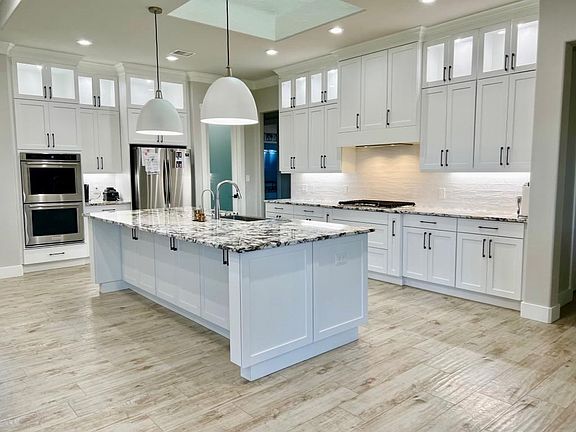 4th image of 165 Rustic Trl