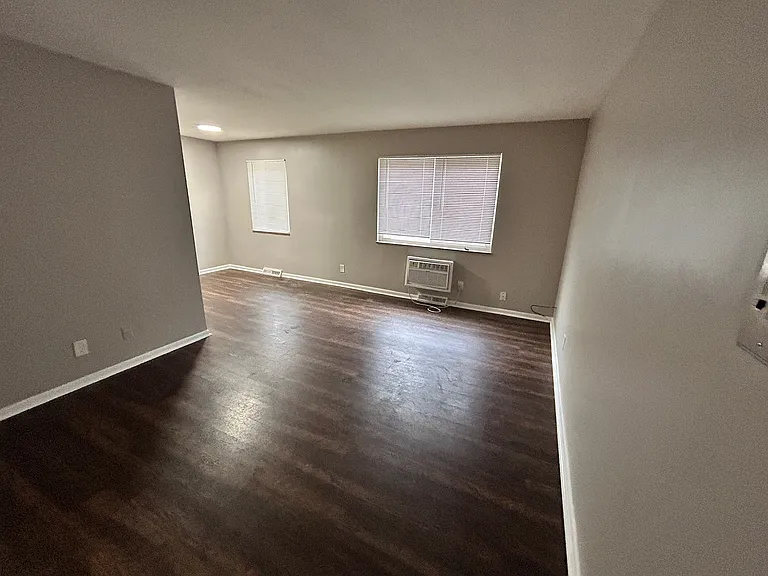 The Skye Apartments — Photo 8