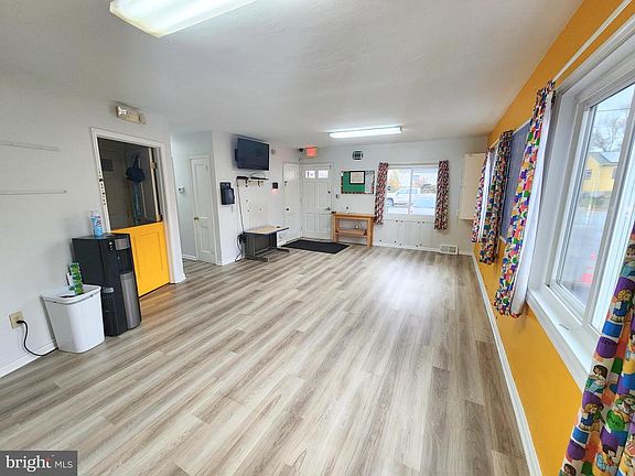 5th image of 1431 F STREET