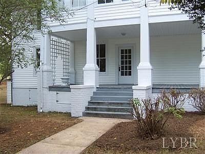 2nd image of 203 Music St S