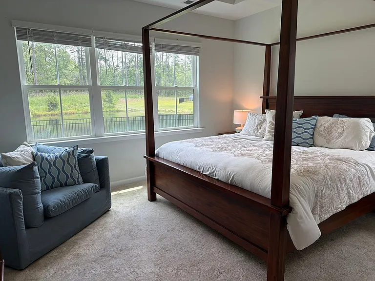 84 Flagstaff Ln — Photo 10