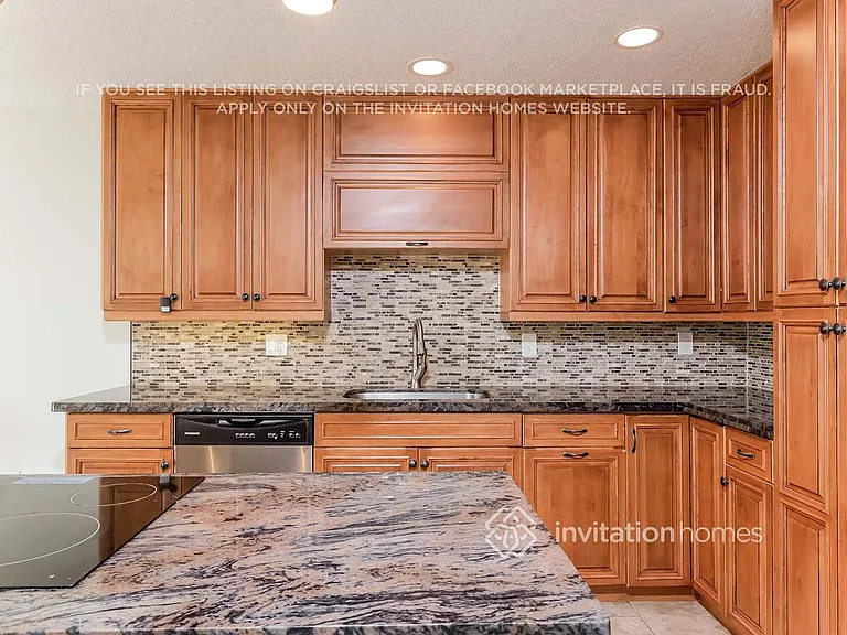 11766 NW 1st St — Photo 7