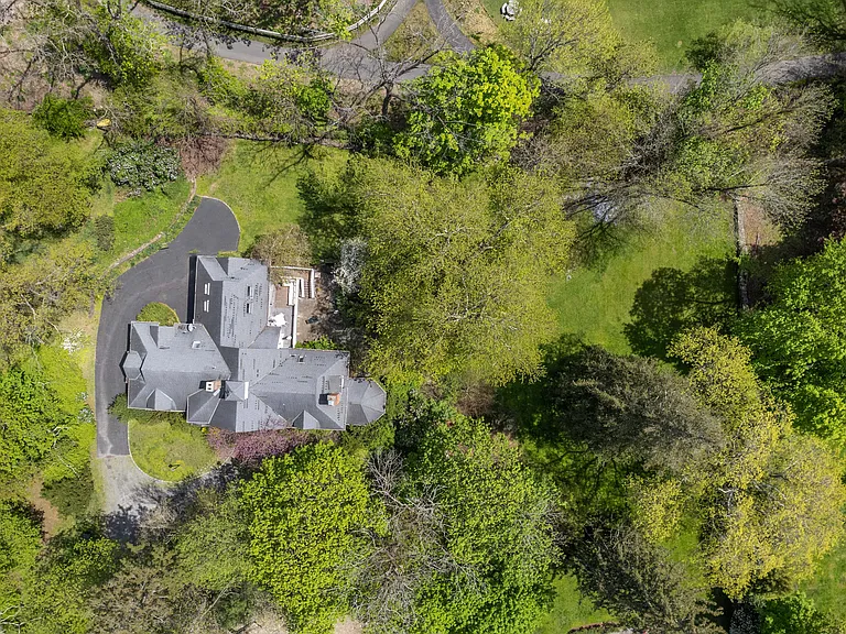101 Milton Rd — Photo 25