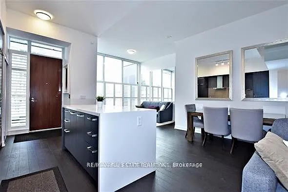 120 Bayview Ave #N106 — Photo 4