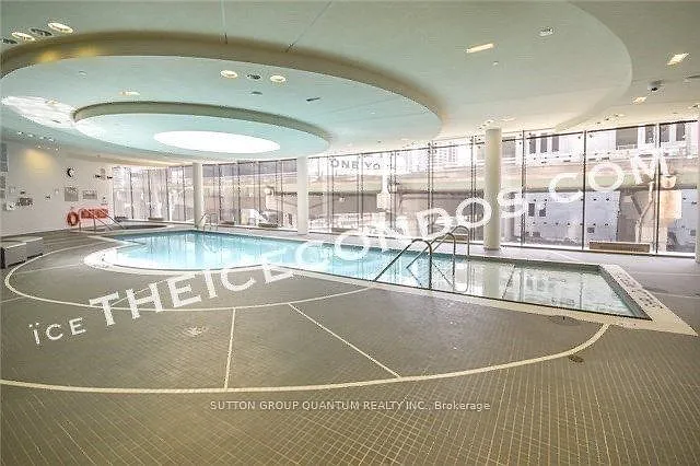 12 York St #5207 — Photo 22