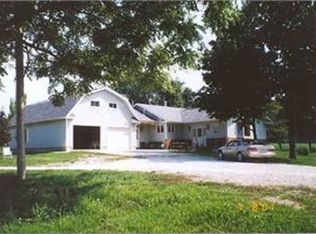 24796 150th St, Sumner, IA 50674