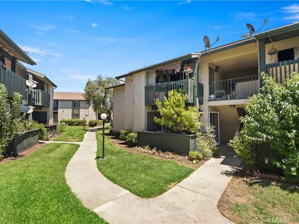 23222 Orange Ave APT 7, Lake Forest, CA 92630