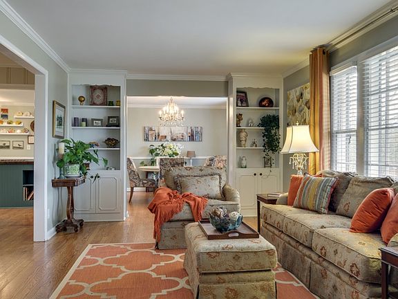 4th image of 6707 Greeley Dr
