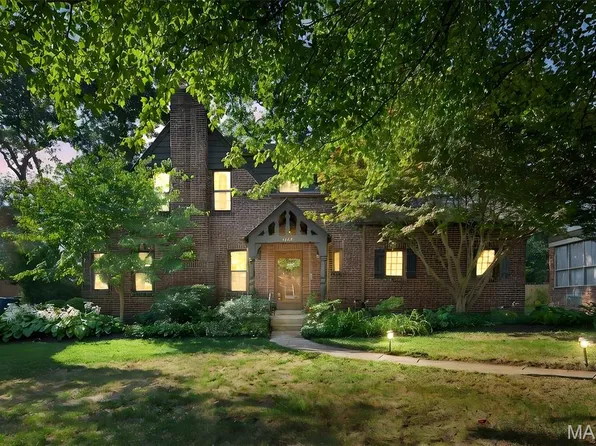 8128 Cornell Ct, Saint Louis, MO 63130