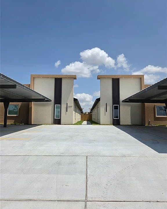 1st image of 2609 Brookside Bend St #2