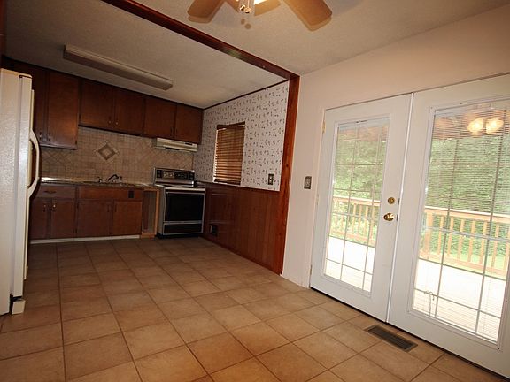 5th image of 4417 Carrollwood Dr