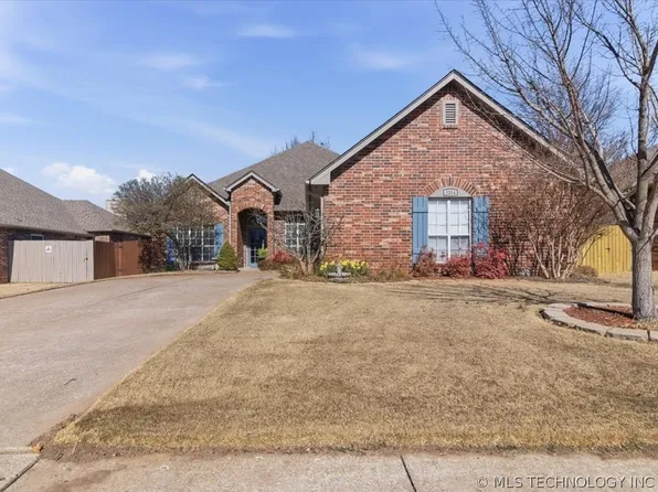 3204 W Freeport St, Broken Arrow, OK 74012