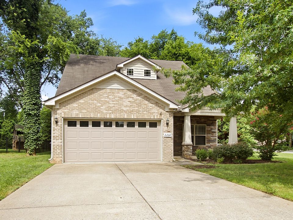 1st image of 2204 Burnside Dr