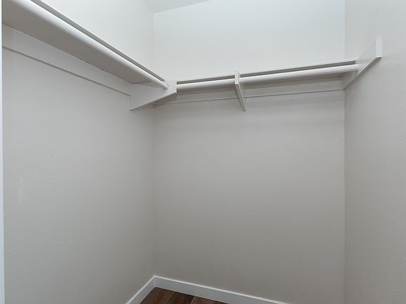 3rd image of 4142 44th St APT 7