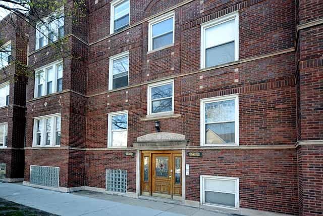 1st image of 4052 N Richmond St #2A