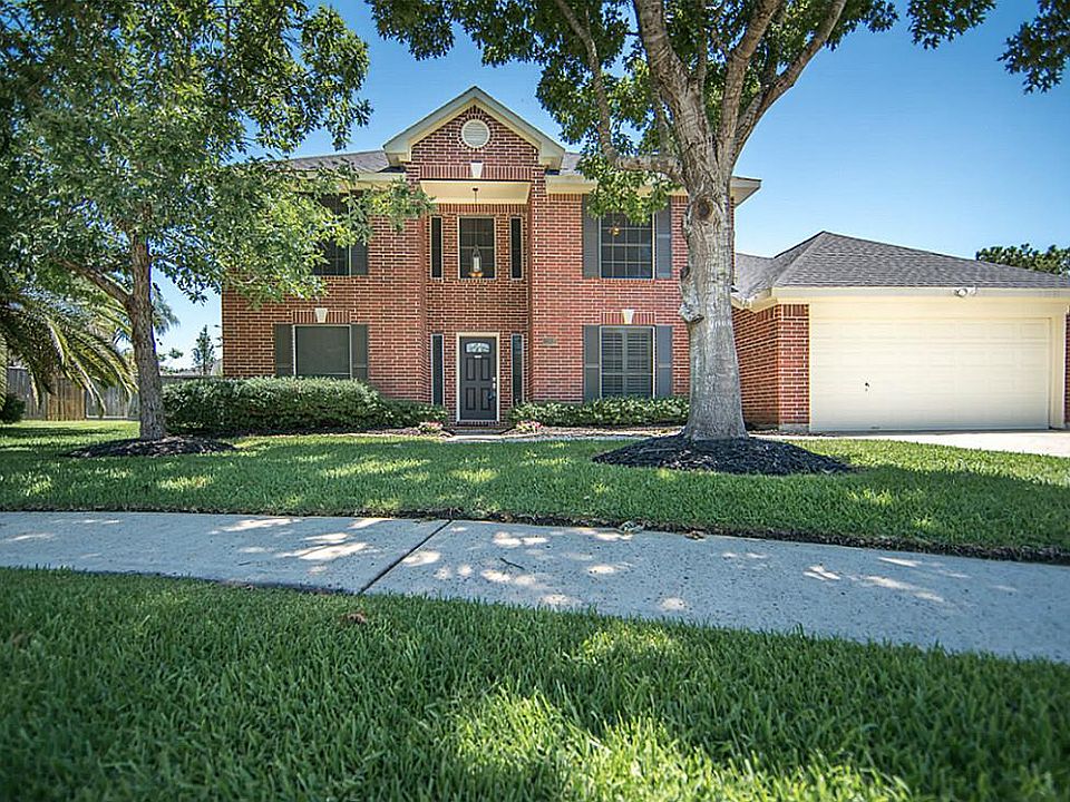 1st image of 1302 John Ct