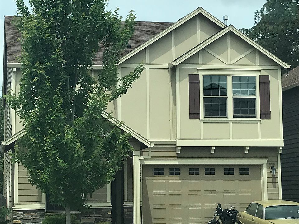 1st image of 19695 SW Sharoaks Dr