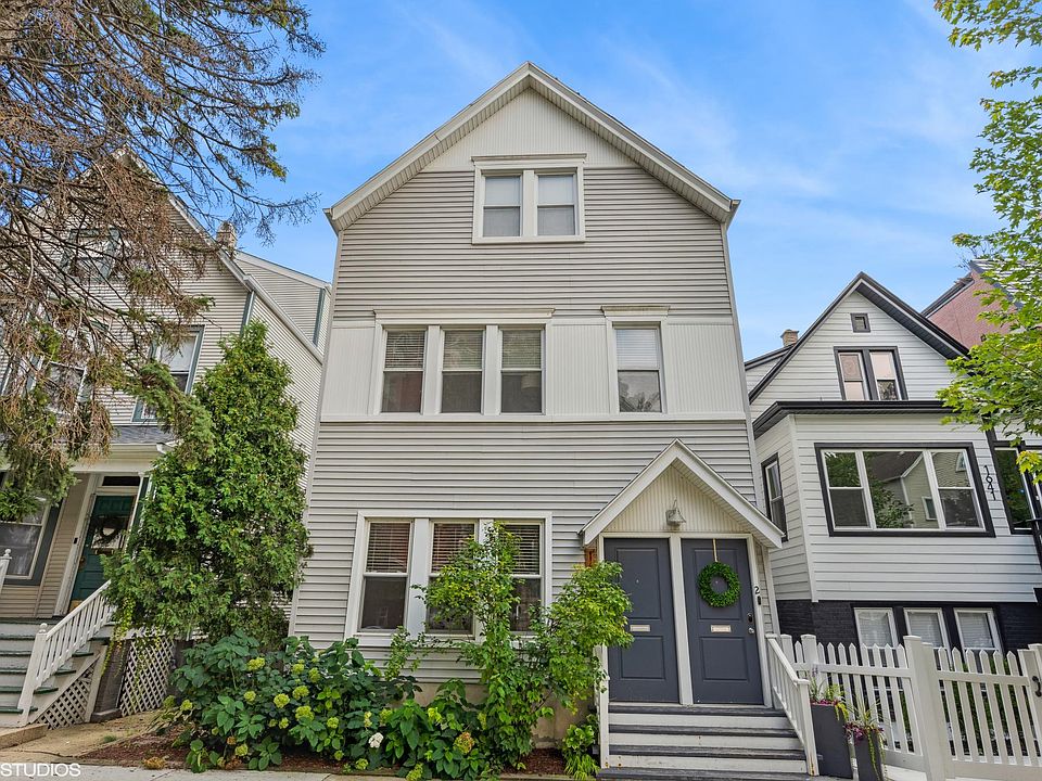 1st image of 1637 W Barry Ave #1