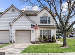 13 Periwinkle Ln, Delran Township, NJ 08075