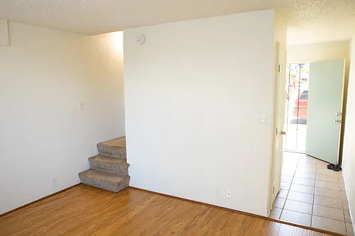 936 Lehua Ave #106 Photo 1