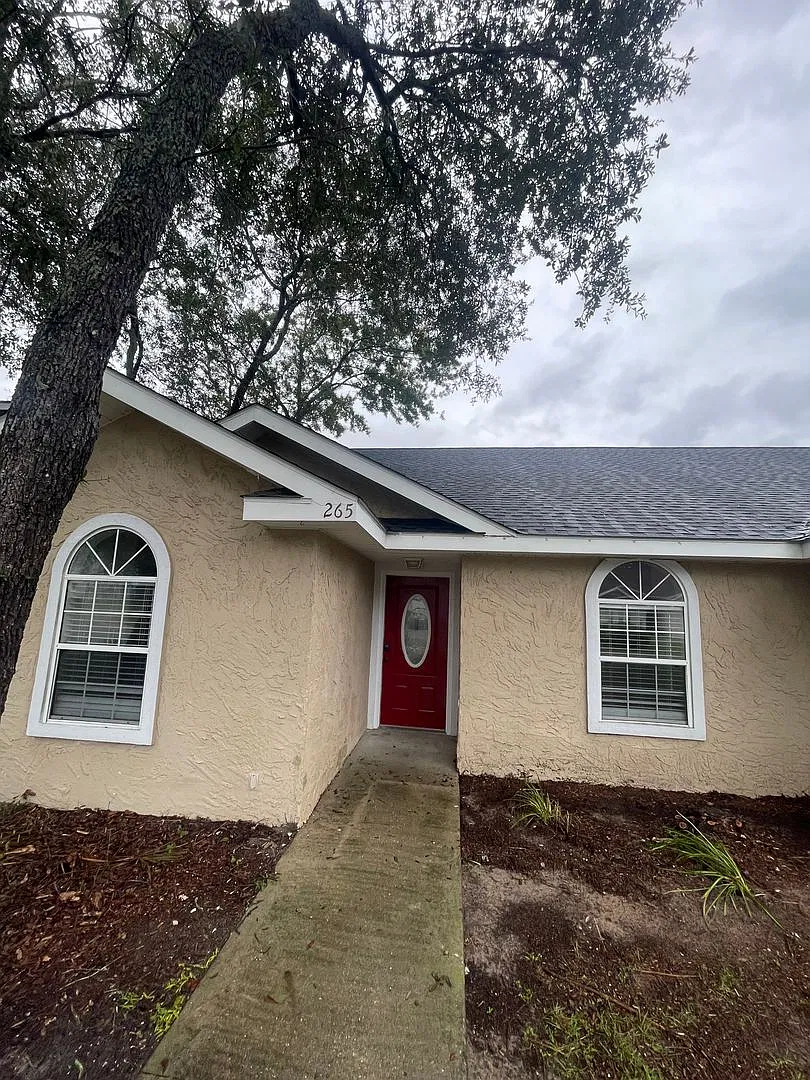 265 Windridge Dr. 3/2 Duplex in Millcrest - On the Pond — Photo 1
