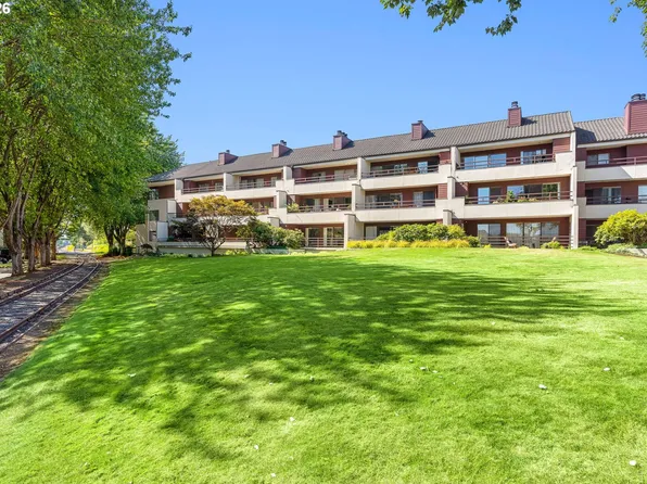 5150 S Landing Dr #109B2, Portland, OR 97239