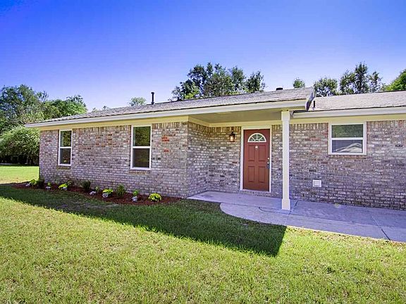 3rd image of 10701 Willow Lake Dr