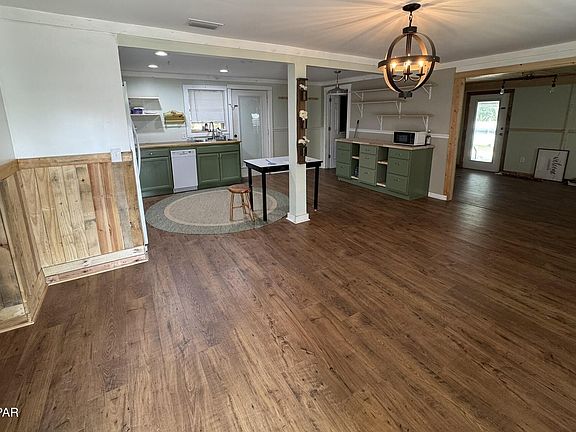 3rd image of 2062 Dollar Ln