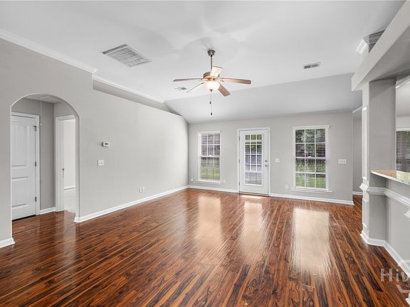 5th image of 341 Brighton Woods Drive