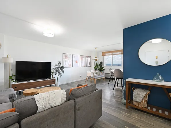 100 Manhattan Ave APT 2204, Union City, NJ 07087