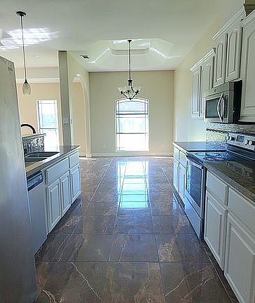 3rd image of 421 Judean Ln