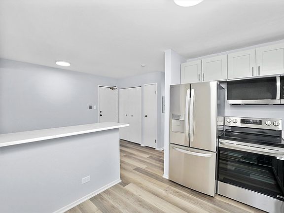 2nd image of 1159 Cedar St APT 1B