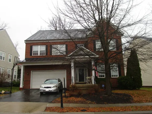 22891 Courtland Park Dr, Ashburn, VA 20148