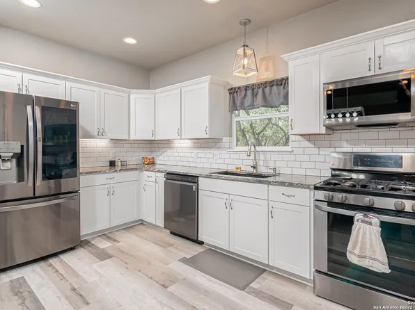 1534 River Bend, Blanco, TX 78606