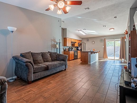 3rd image of 3619 S Joshua Way